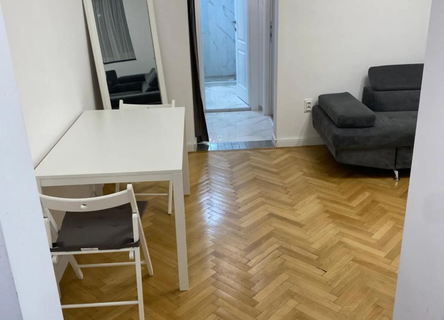 Διαμέρισμα Luxury Apartament In Victoriei Bulevard Βουκουρέστι Ρουμανία