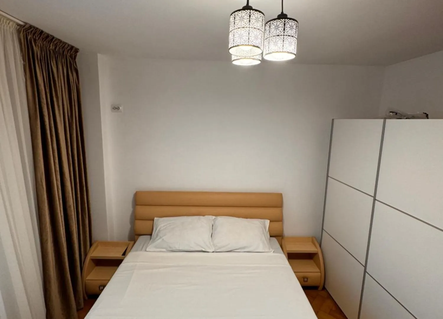 Luxury Apartament In Victoriei Bulevard Bucharest